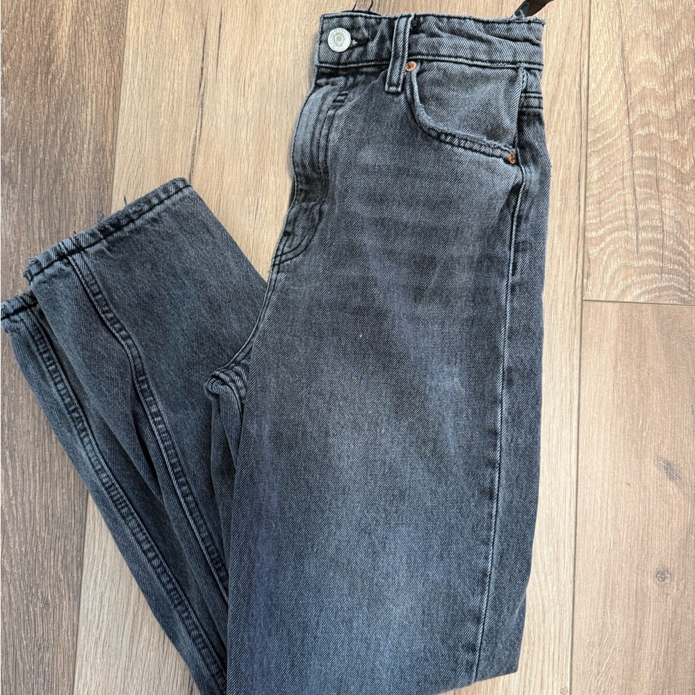 Zara Women's Charcoal Straight Leg Jeans